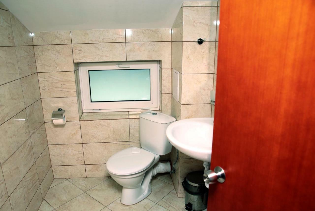Hotel Csernomorec Kültér fotó